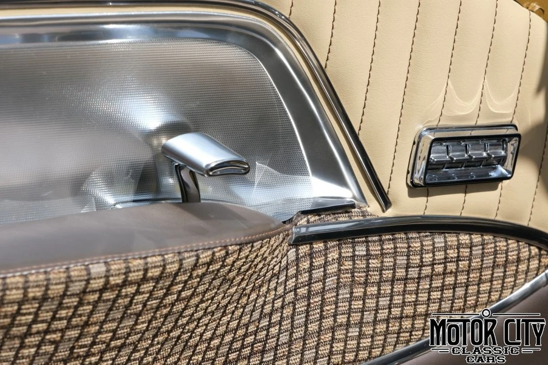 1957 DeSoto Firedome - Image 24 of 31