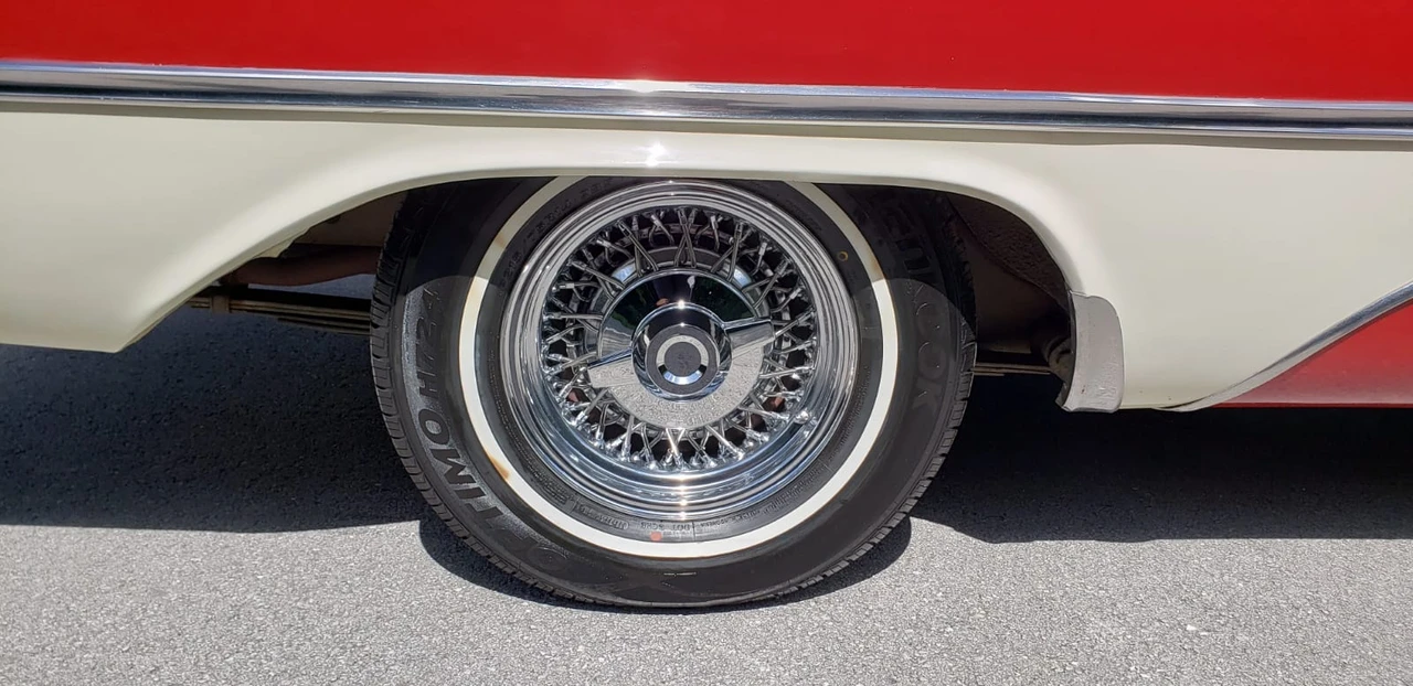 1957 DeSoto Firedome - Image 14 of 31
