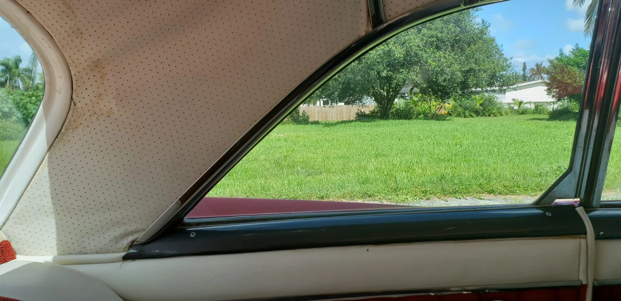 1957 DeSoto Firedome - Image 29 of 31