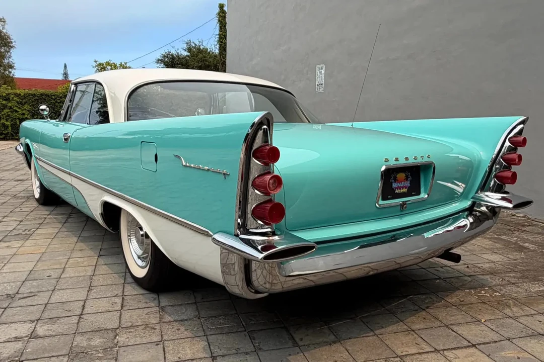 1957 DeSoto Firedome - Image 28 of 31