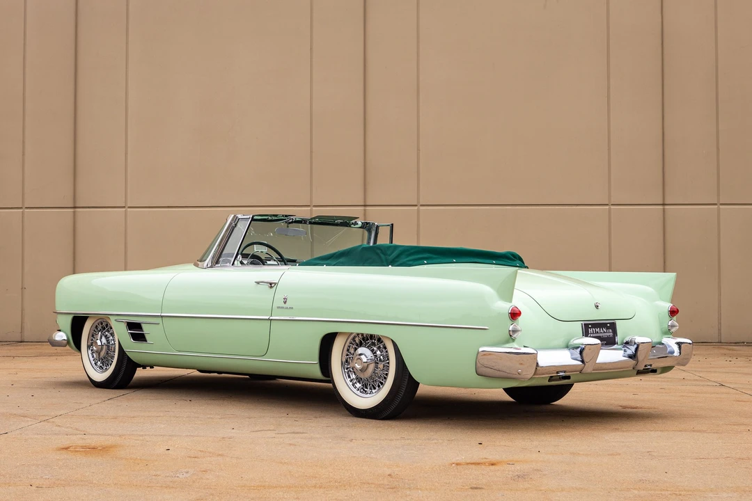 1957 Dual-Ghia - Image 9 of 31