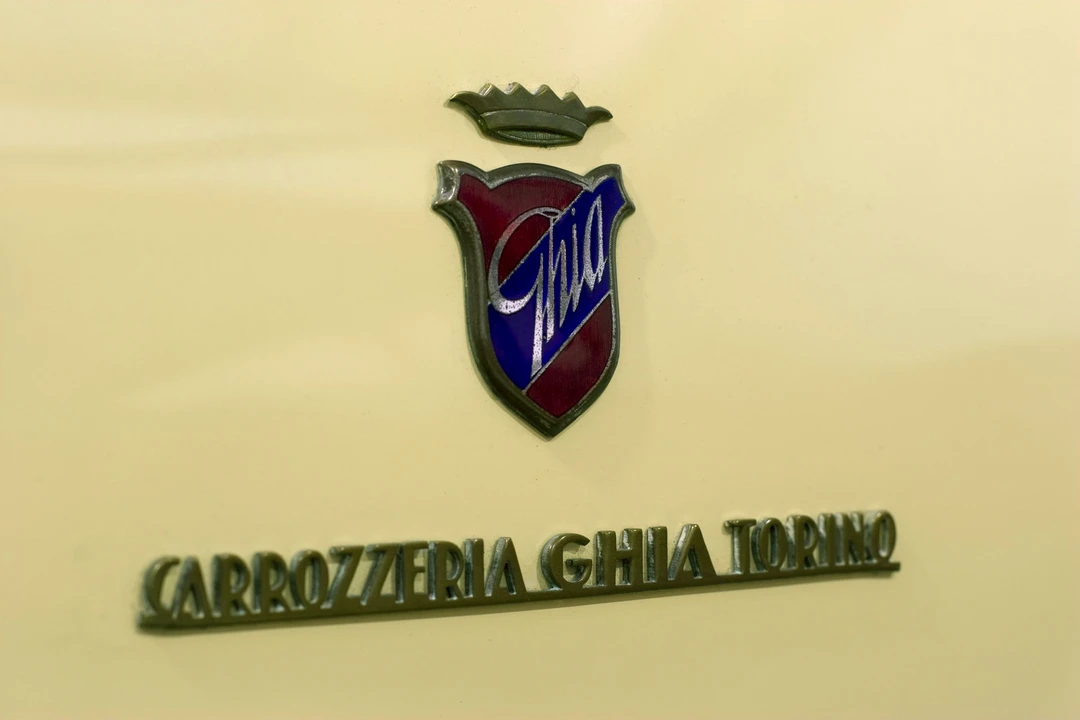 1957 Dual-Ghia - Image 4 of 8