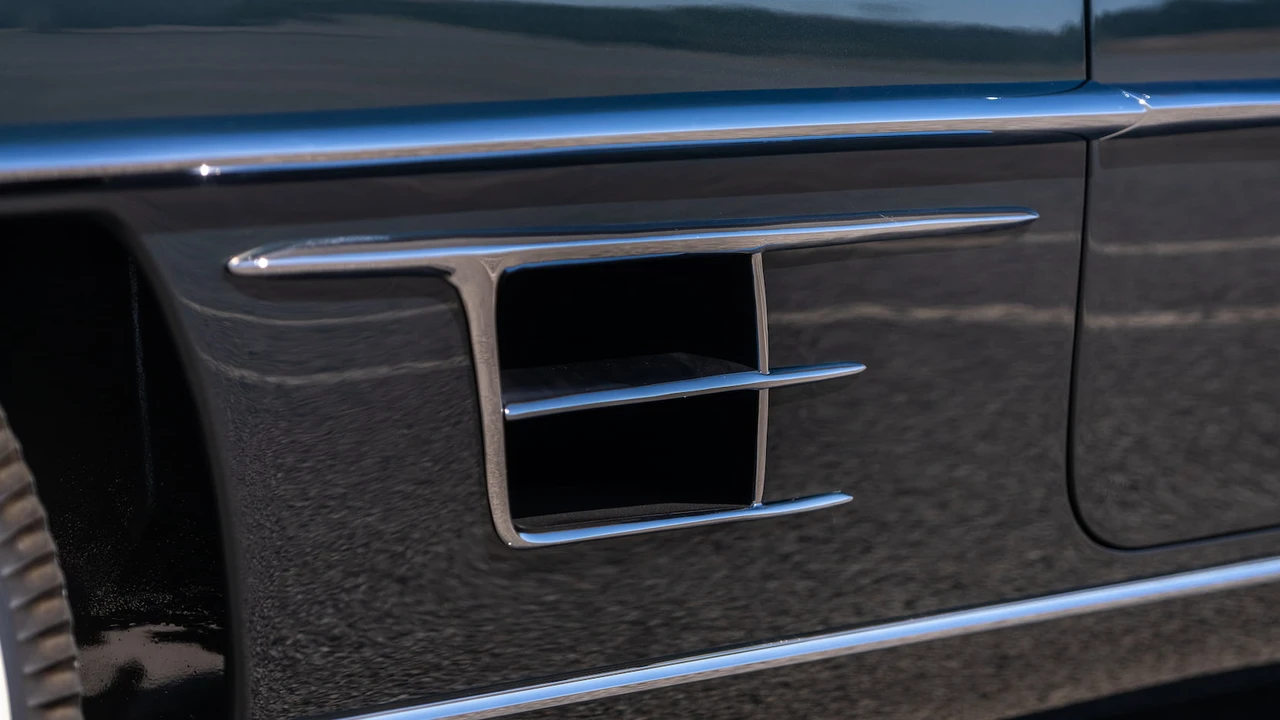 1957 Dual-Ghia - Image 16 of 29