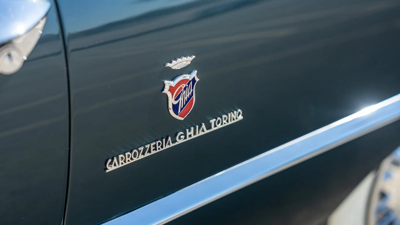 1957 Dual-Ghia - Image 9 of 29