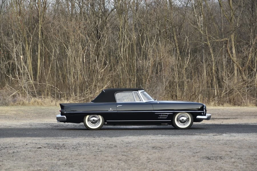 1957 Dual-Ghia - Image 2 of 31
