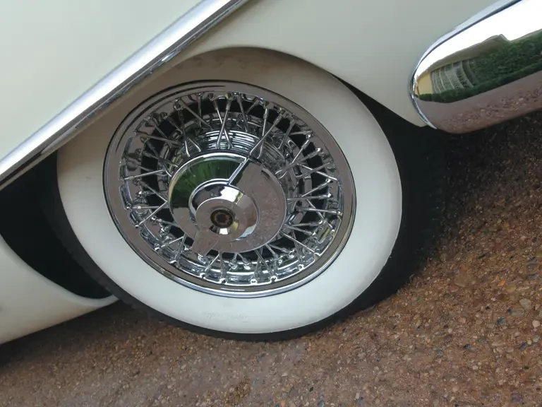 1957 Dual-Ghia - Image 17 of 18