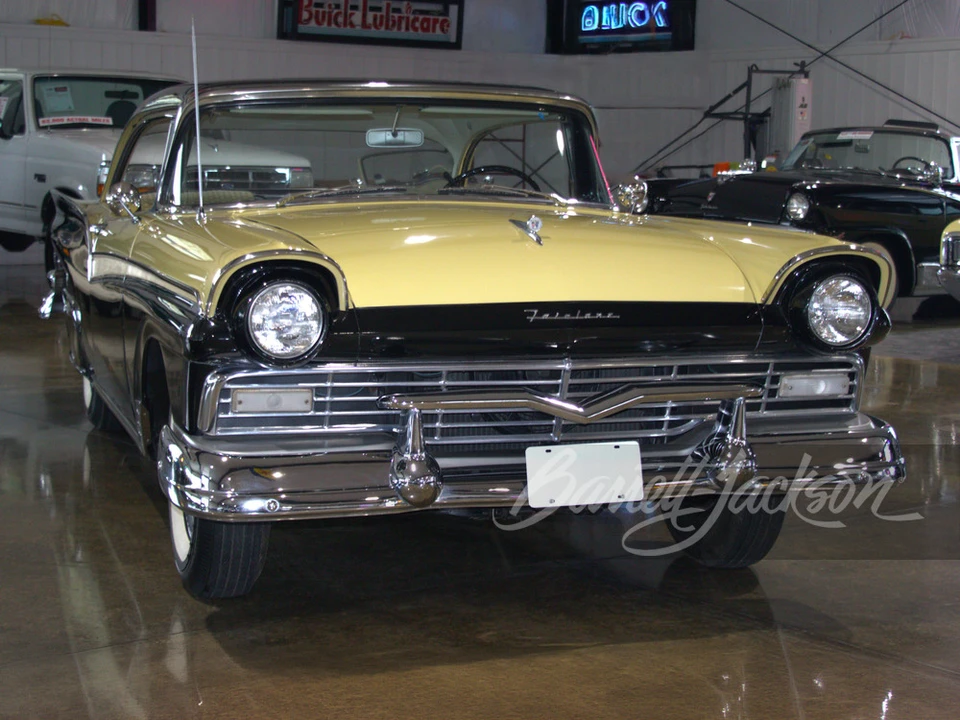 1957 Ford Fairlane 2nd Gen - Image 19 of 31