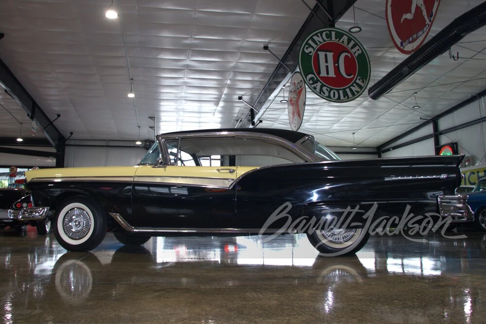 1957 Ford Fairlane 2nd Gen - Image 15 of 31