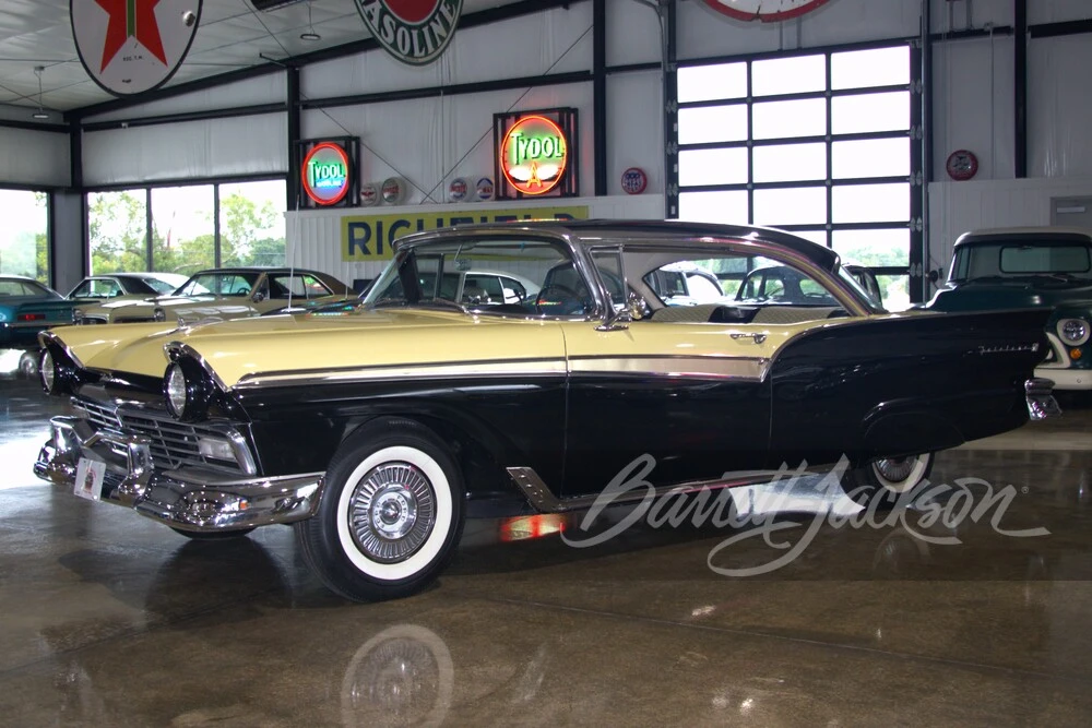 1957 Ford Fairlane 2nd Gen - Image 20 of 31