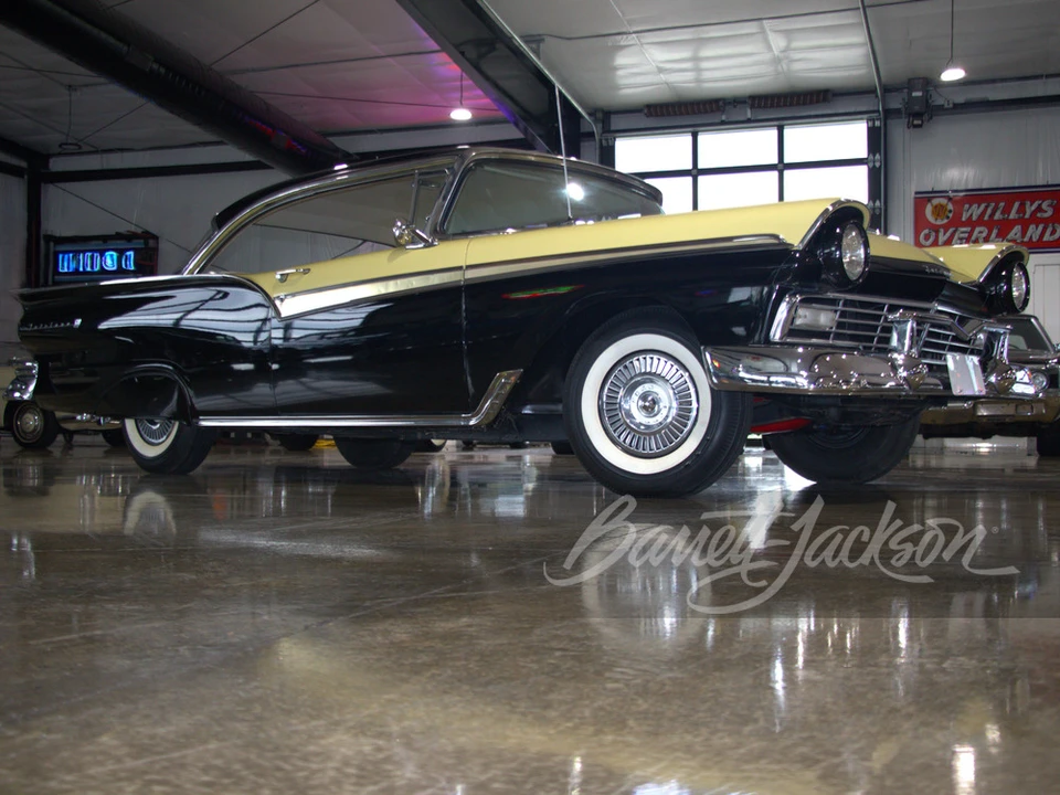 1957 Ford Fairlane 2nd Gen - Image 8 of 31