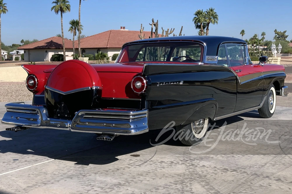 1957 Ford Fairlane 2nd Gen - Image 17 of 18