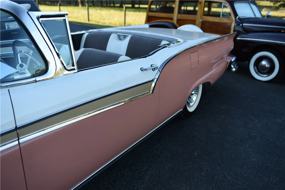 1957 Ford Fairlane 2nd Gen - Image 5 of 7