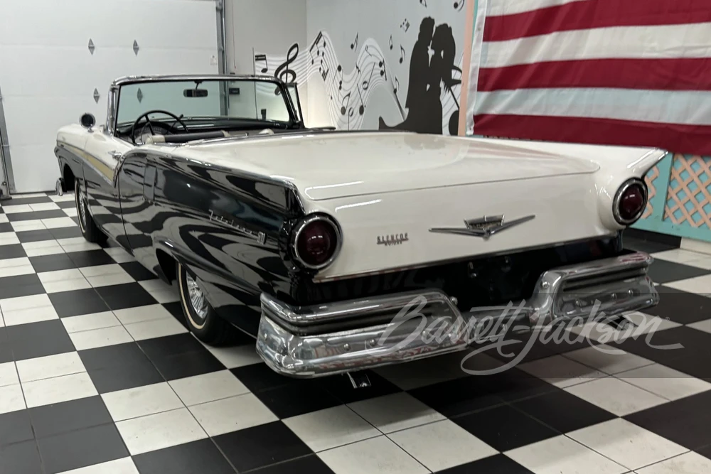 1957 Ford Fairlane 2nd Gen - Image 12 of 31