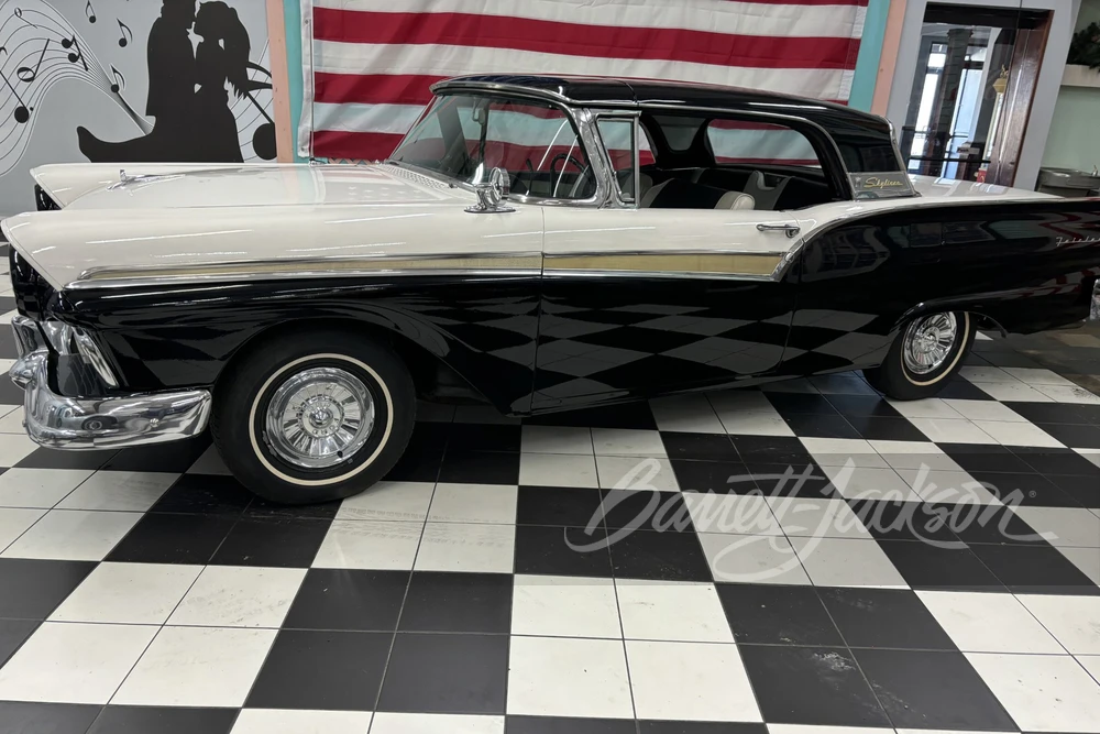 1957 Ford Fairlane 2nd Gen - Image 31 of 31