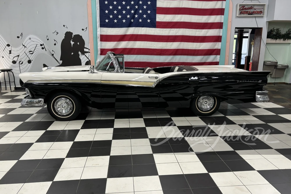 1957 Ford Fairlane 2nd Gen - Image 5 of 31