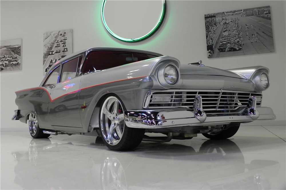 1957 Ford Fairlane 2nd Gen - Image 2 of 5