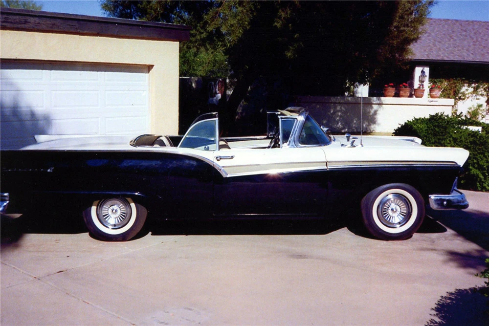 1957 Ford Fairlane 2nd Gen - Image 4 of 4