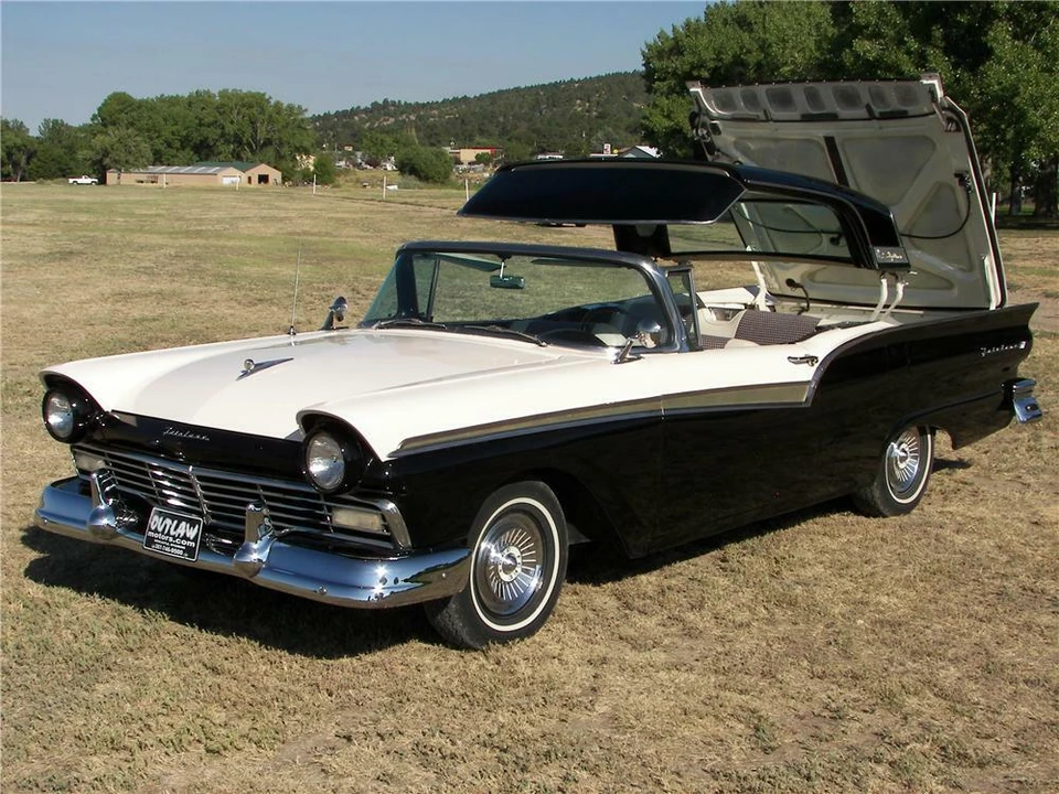 1957 Ford Fairlane 2nd Gen - Image 2 of 5