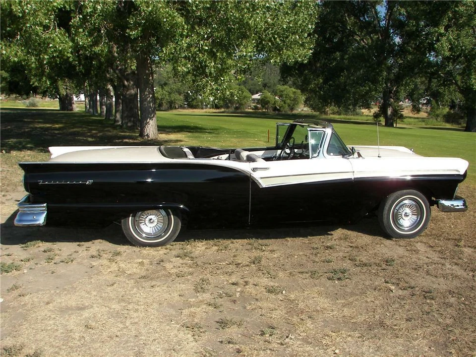 1957 Ford Fairlane 2nd Gen - Image 5 of 5