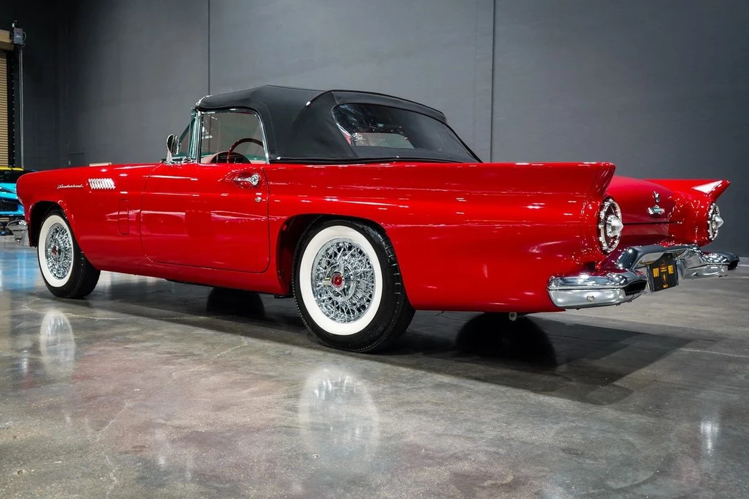 1957 Ford Thunderbird 1st Gen - Image 19 of 31