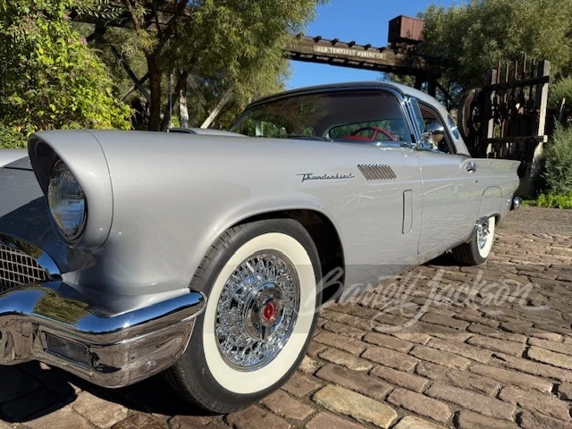 1957 Ford Thunderbird 1st Gen - Image 16 of 25