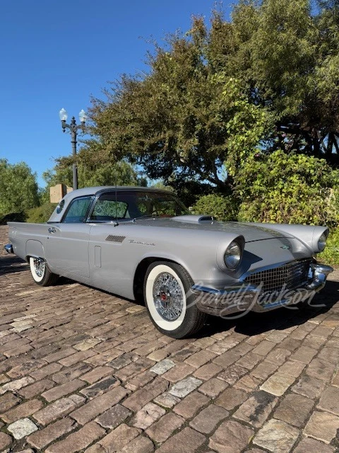 1957 Ford Thunderbird 1st Gen - Image 17 of 25