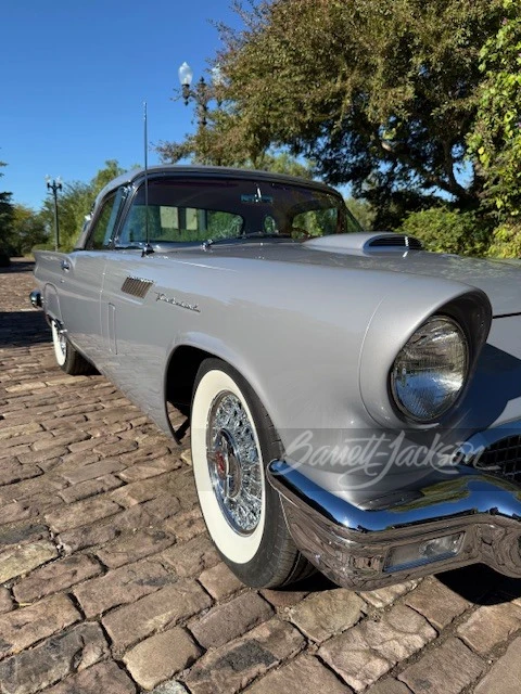 1957 Ford Thunderbird 1st Gen - Image 20 of 25