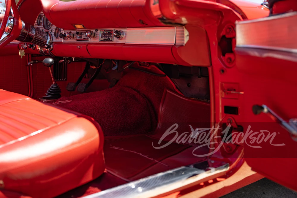 1957 Ford Thunderbird 1st Gen - Image 28 of 31