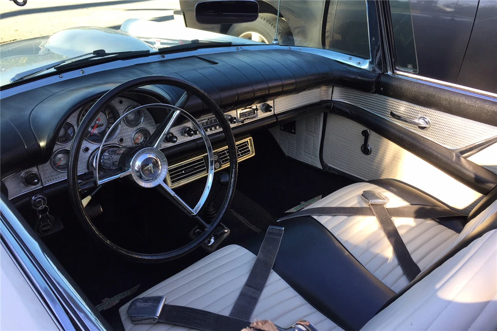 1957 Ford Thunderbird 1st Gen - Image 4 of 5