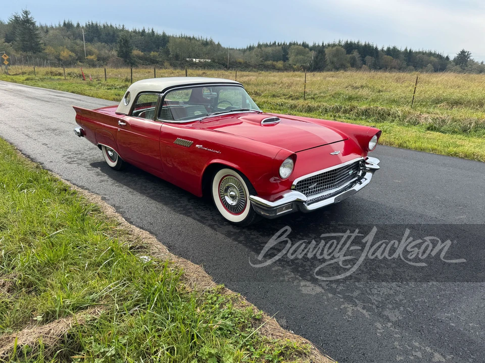 1957 Ford Thunderbird 1st Gen - Image 17 of 18