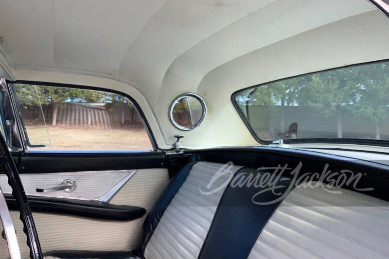 1957 Ford Thunderbird 1st Gen - Image 9 of 26