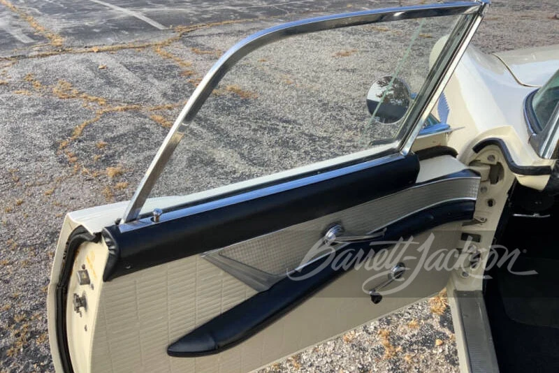 1957 Ford Thunderbird 1st Gen - Image 21 of 26