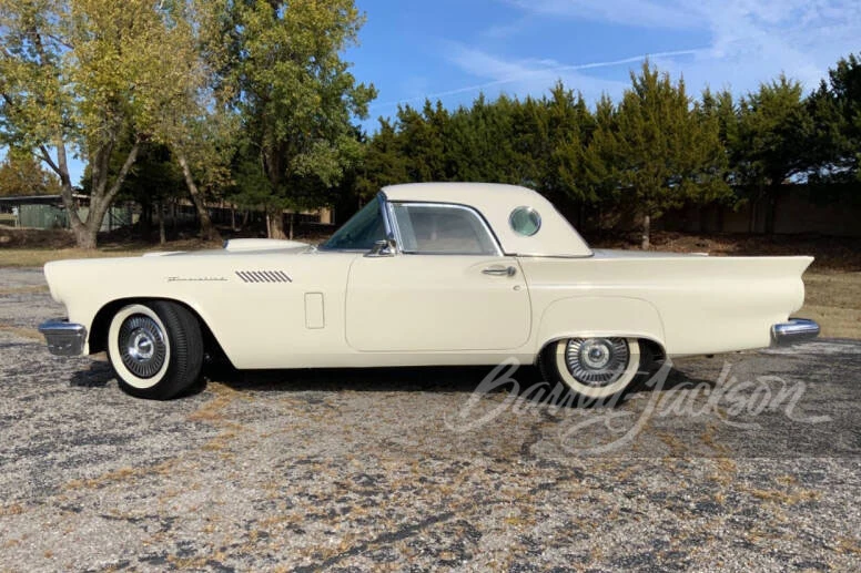 1957 Ford Thunderbird 1st Gen - Image 5 of 26