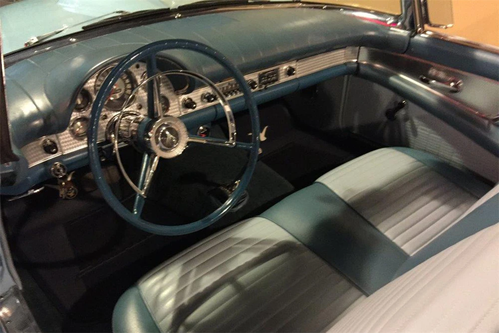 1957 Ford Thunderbird 1st Gen - Image 4 of 5