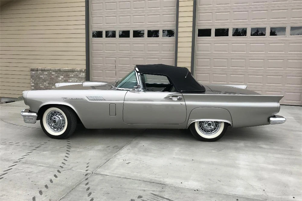 1957 Ford Thunderbird 1st Gen - Image 5 of 5