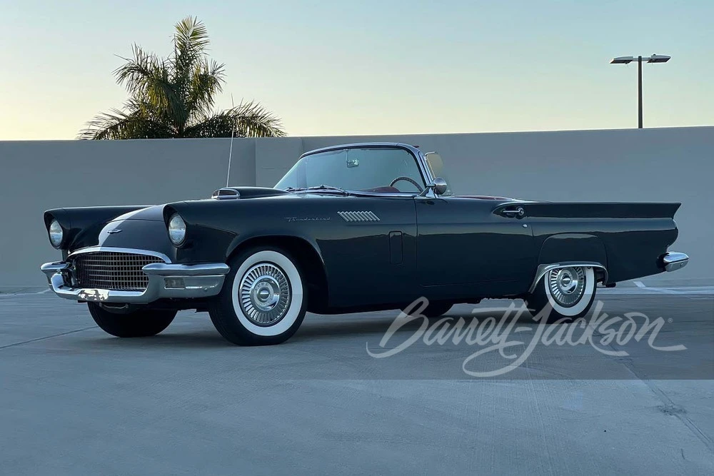 1957 Ford Thunderbird 1st Gen - Image 5 of 13