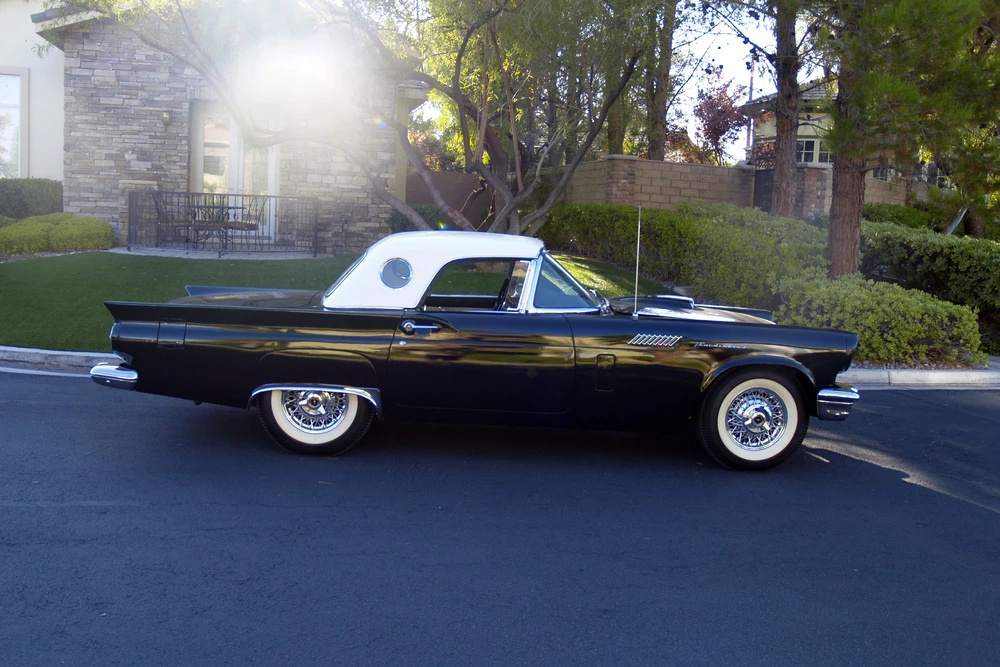 1957 Ford Thunderbird 1st Gen - Image 5 of 5