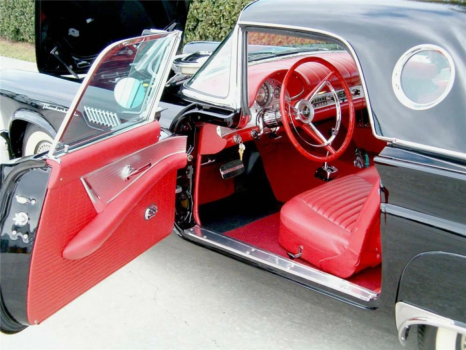 1957 Ford Thunderbird 1st Gen - Image 4 of 5