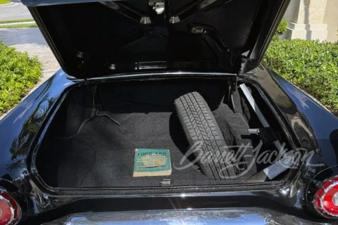 1957 Ford Thunderbird 1st Gen - Image 10 of 11