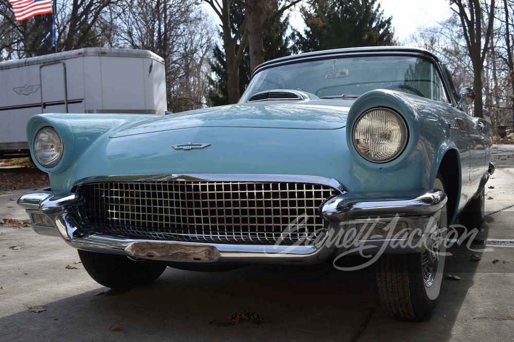 1957 Ford Thunderbird 1st Gen - Image 9 of 22