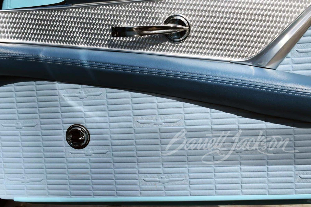 1957 Ford Thunderbird 1st Gen - Image 19 of 22