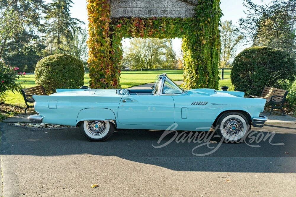 1957 Ford Thunderbird 1st Gen - Image 20 of 31