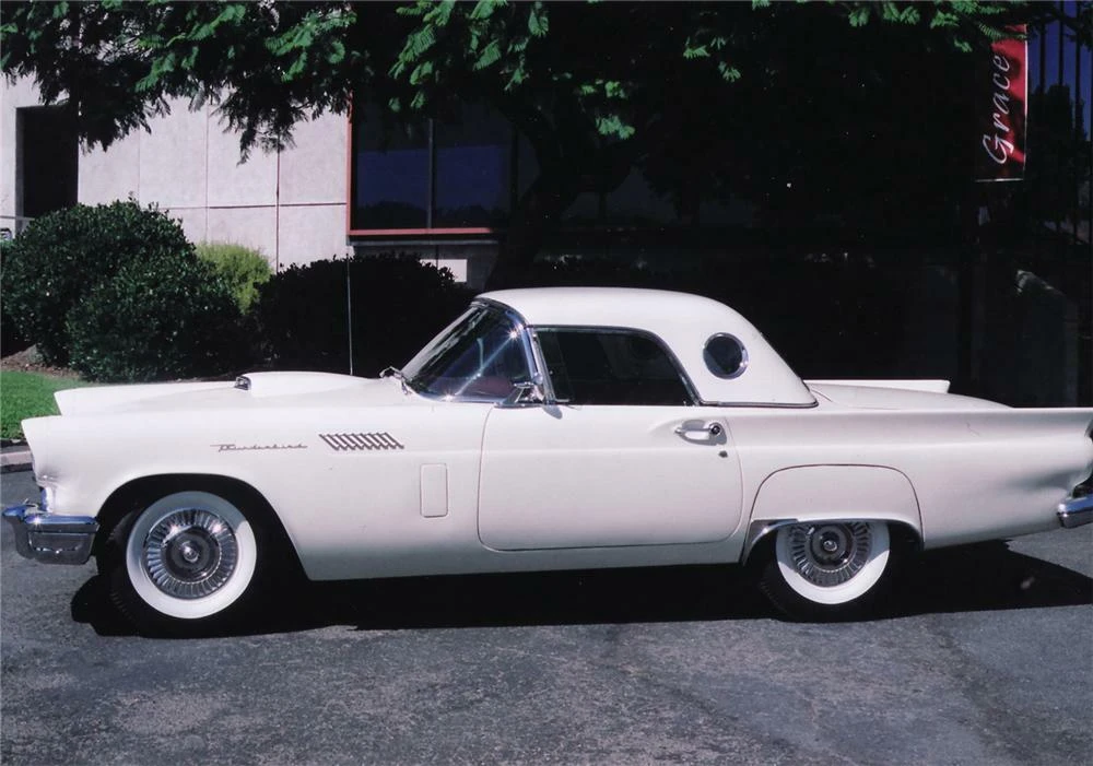 1957 Ford Thunderbird 1st Gen - Image 5 of 5