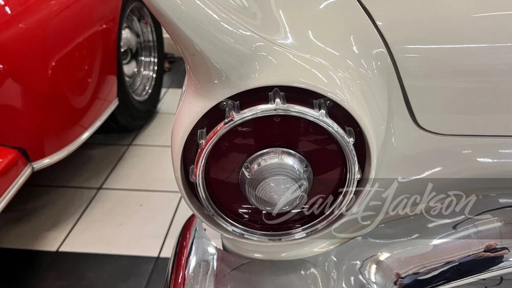 1957 Ford Thunderbird 1st Gen - Image 16 of 31