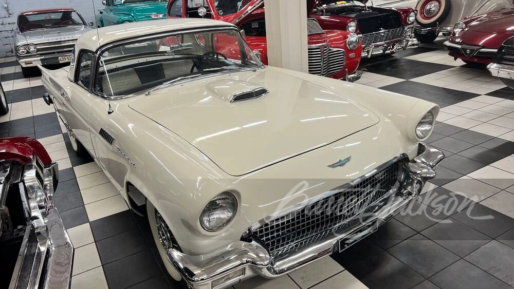 1957 Ford Thunderbird 1st Gen - Image 22 of 31