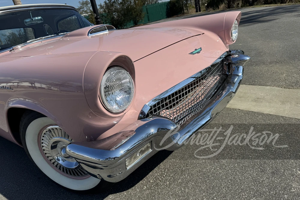 1957 Ford Thunderbird 1st Gen - Image 21 of 31