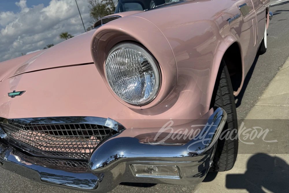1957 Ford Thunderbird 1st Gen - Image 23 of 31