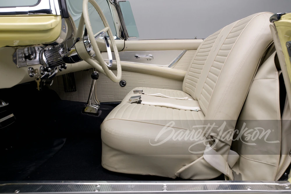 1957 Ford Thunderbird 1st Gen - Image 23 of 31