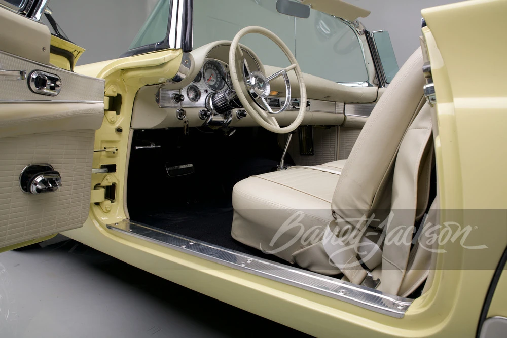 1957 Ford Thunderbird 1st Gen - Image 22 of 31