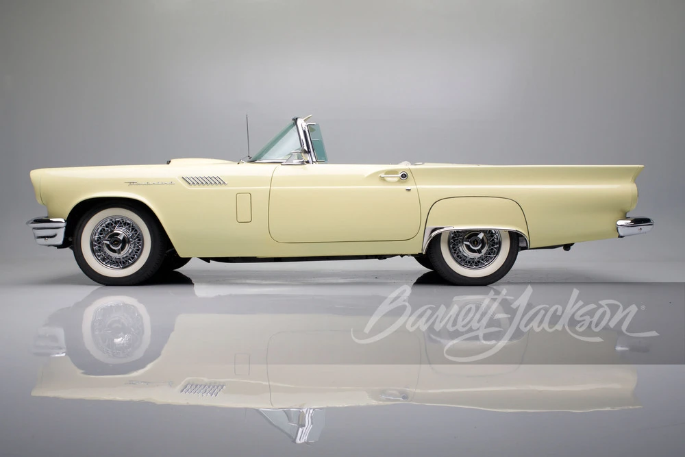 1957 Ford Thunderbird 1st Gen - Image 29 of 31